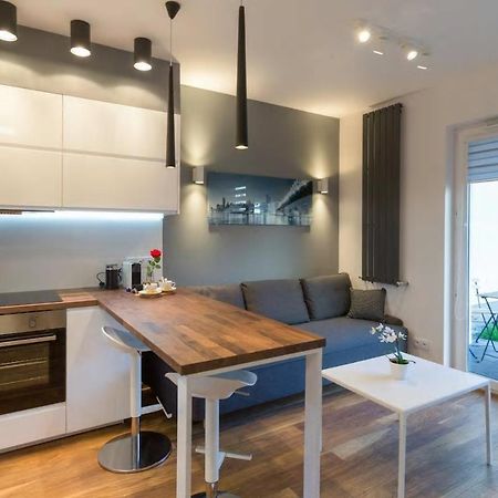 Cozy Apartment With Garden Prestigious Location Krakow Exterior photo